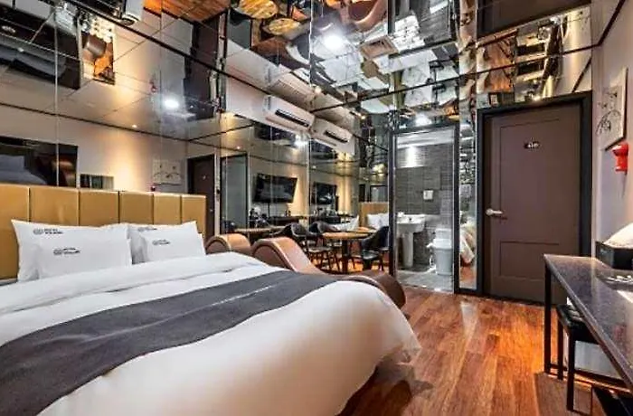 Bundang Yatap And Me Hotel